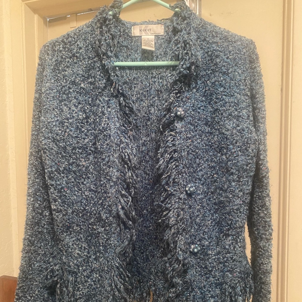 COPY - Small KIKIT sweater with beautiful buttons…
